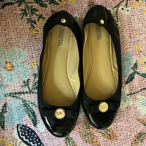 Michael Kors Dixie Ballet Flat EUC Size 7.5M Black